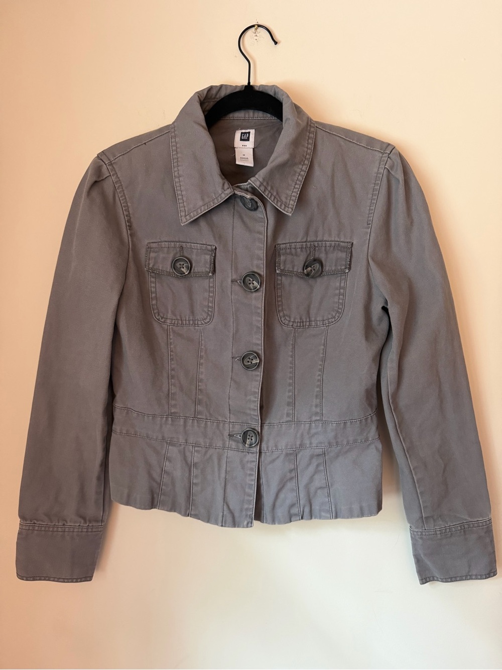 Gap Women’s Gray Military Utility Jacket Size M Cotton Button Front Cropped EUC